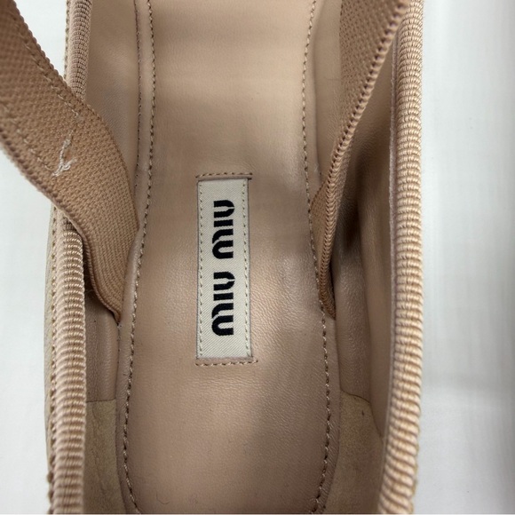 NIB New Miu Miu Ninfea Beige Leather Logo Ballet Slipper Top Strap Flats EU 42